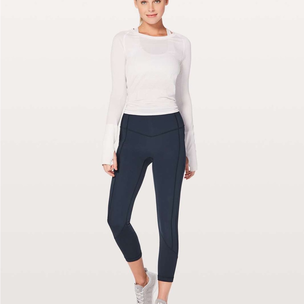 Lululemon Athletica All The Right Places II crop 23” in True Navy Leggings - Picture 2 of 7